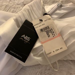 Brand new Saks 5th Avenue elegant white one shoulder mini dress!